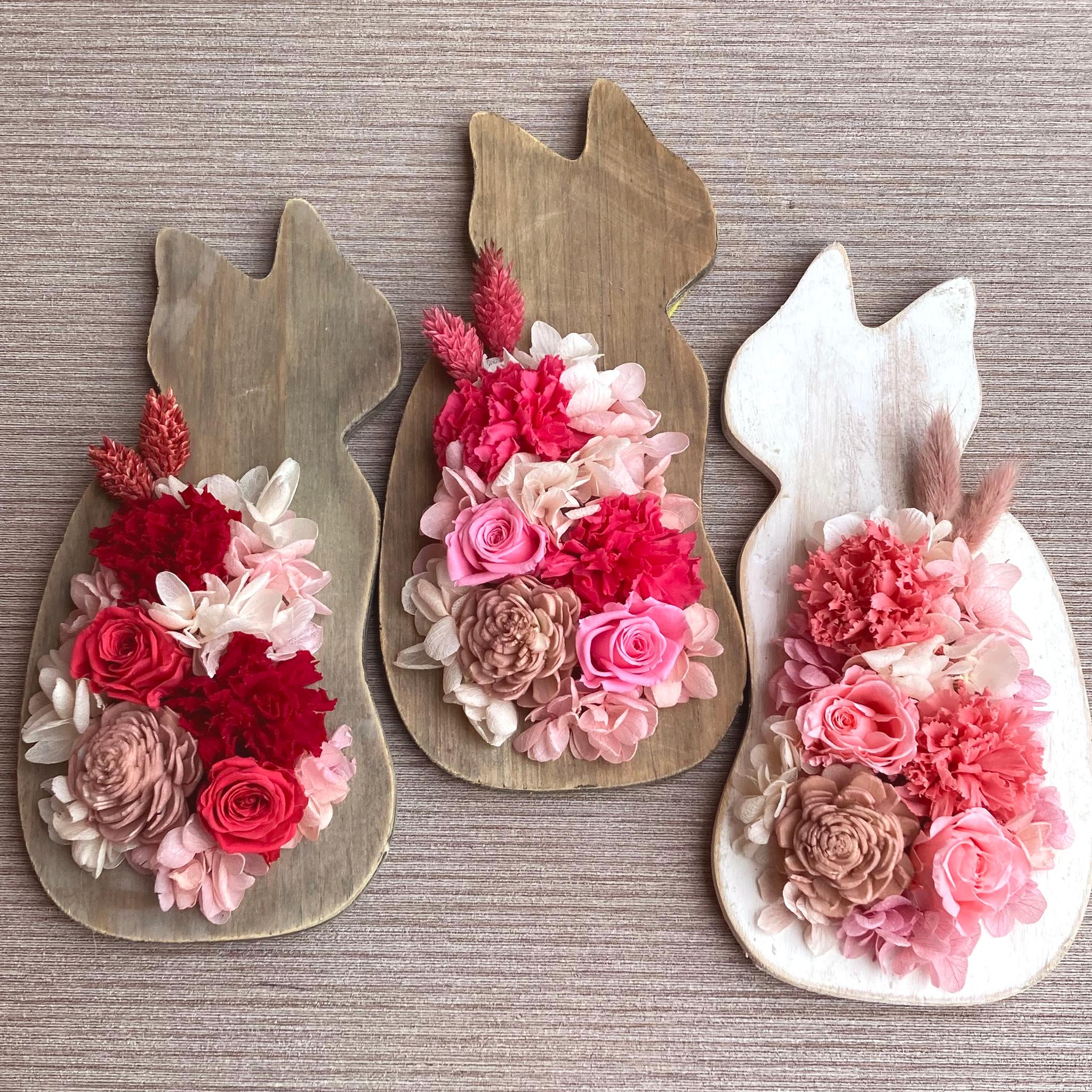 限定３点【母の日】カーネーションのキャットアレンジ　プリザーブドフラワー | 4枚目