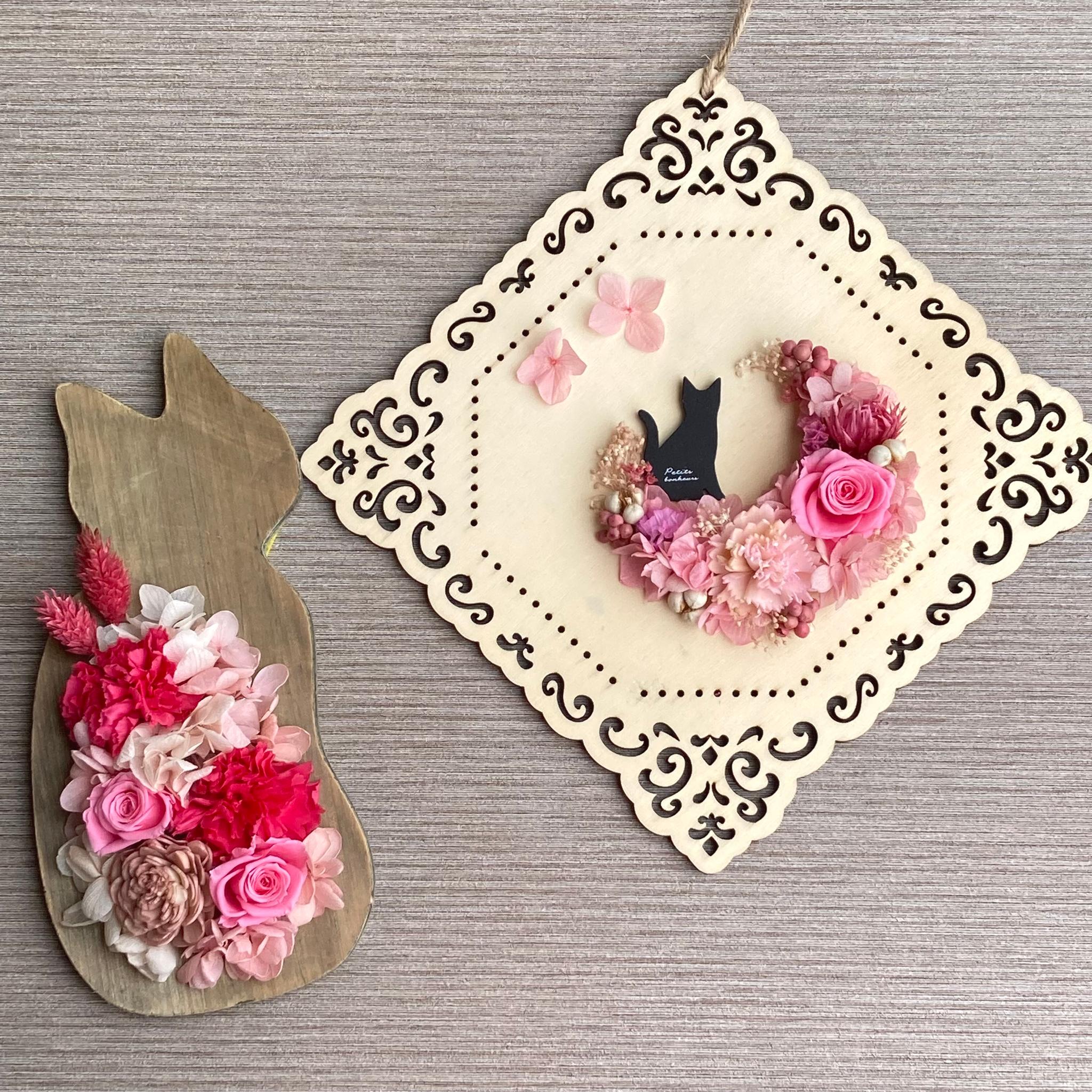 数量限定【母の日】カーネーションのキャットアレンジ　プリザーブドフラワー／ウッドプレート | 9枚目