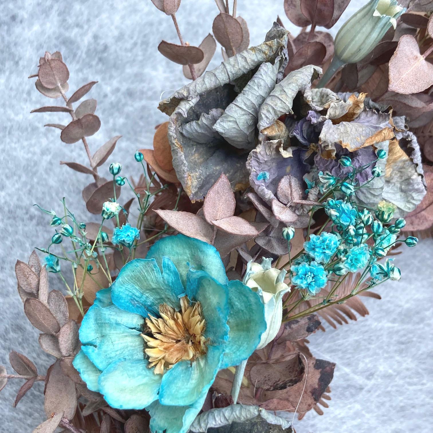 一点物【サマーギフト】ユーカリと紫陽花のナチュラルリース　M２３cm／くすみブルー | 4枚目