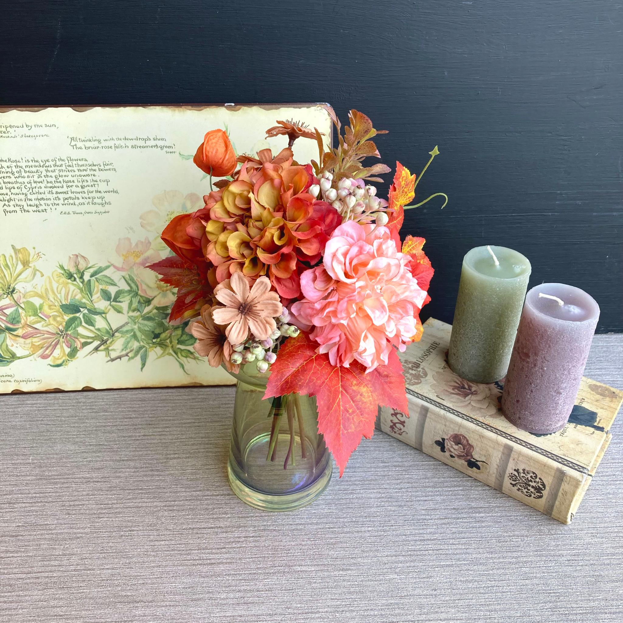 一点物【敬老の日・誕生日】ダリアとホウズキのアートフラワーブーケ（フラワーベース付）アーティフィシャルフラワー／フェイク1枚目の画像