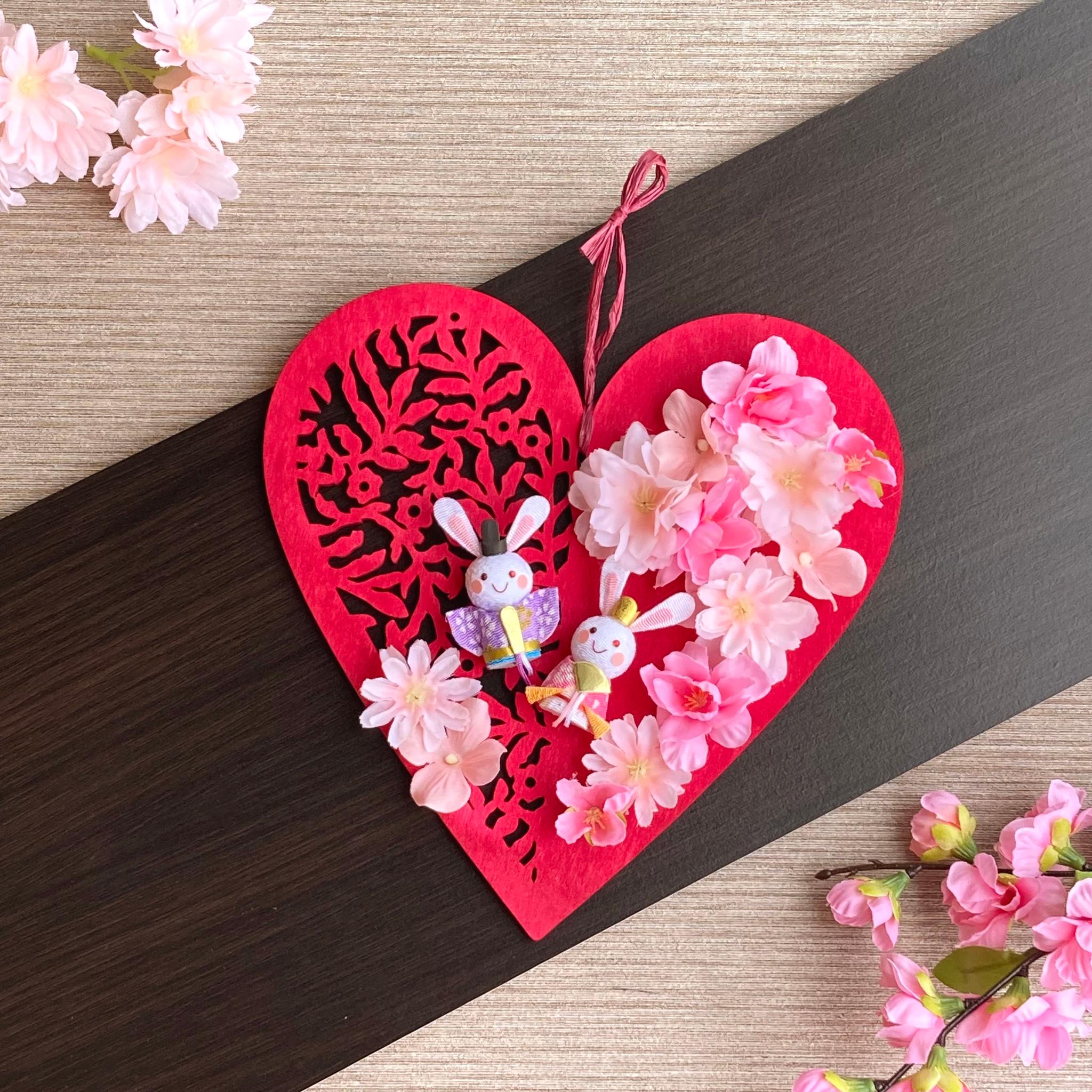 新作●数量限定【ひな祭り・おひなさま】ひなまつりリース ー桃の節句・雛人形/ウッドプレート/ハート1枚目の画像