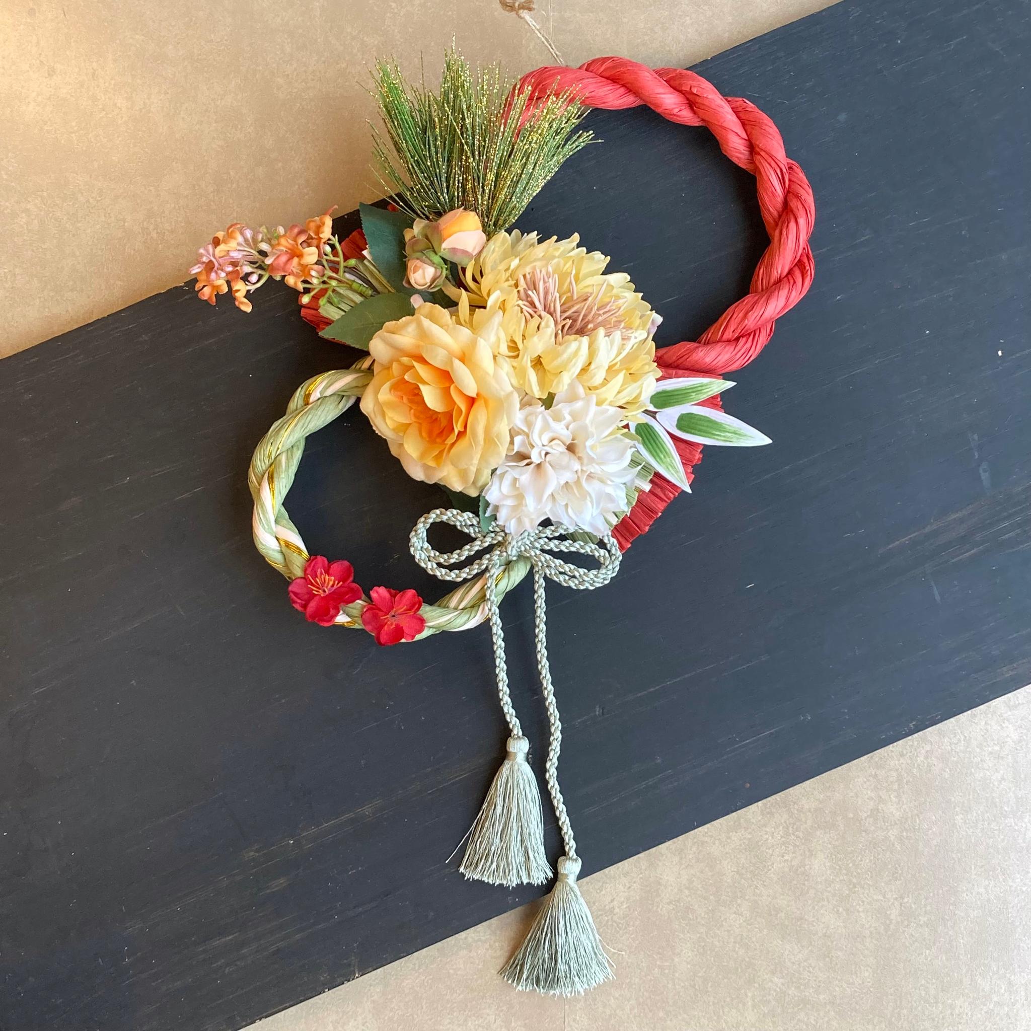 数量限定【お正月】2本取り 椿とピオニーのしめ縄リース しめ縄飾り/注連縄1枚目の画像